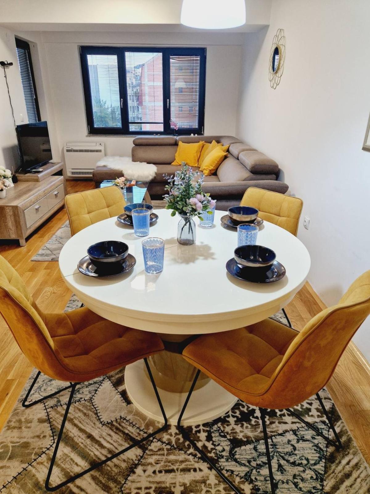 Kamche Lux Apartment