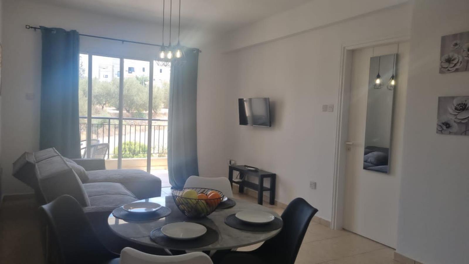 Superior Serenity apartment near Coral Bay