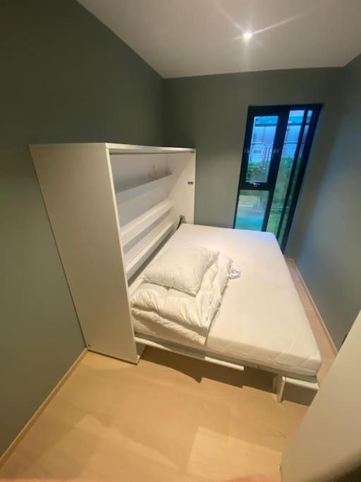 Zen Den Haven