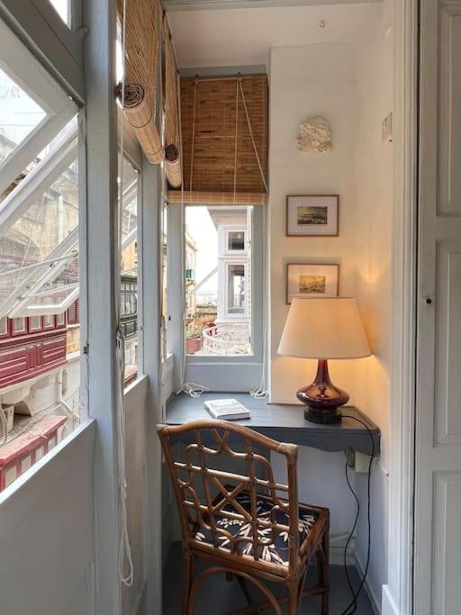 Artist home with private roof terrace view 4