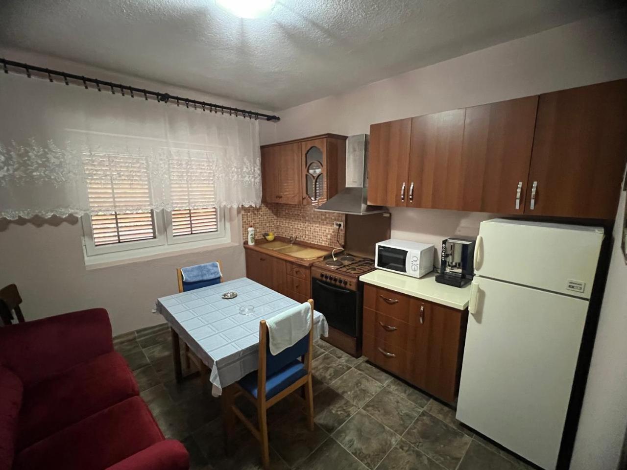 Vila Stadiumi photo 2