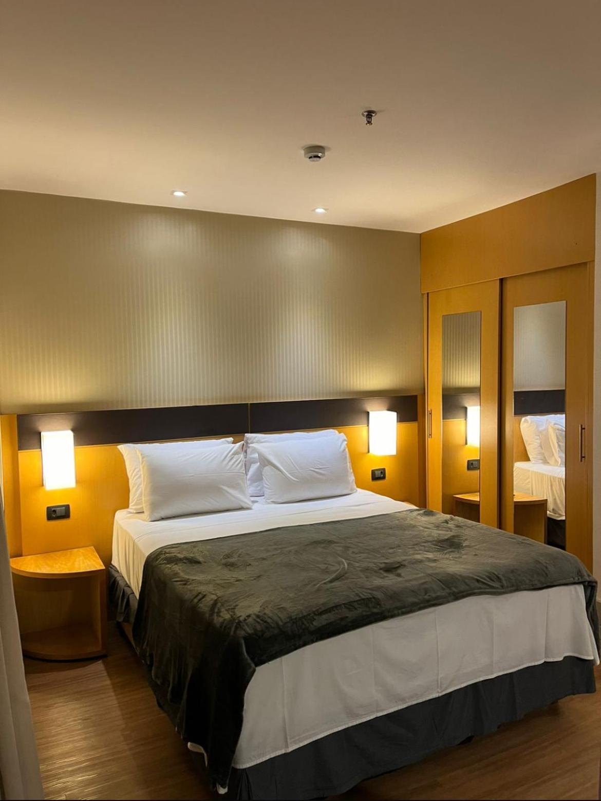 Lets Faria Lima Pat SP flats & hotels