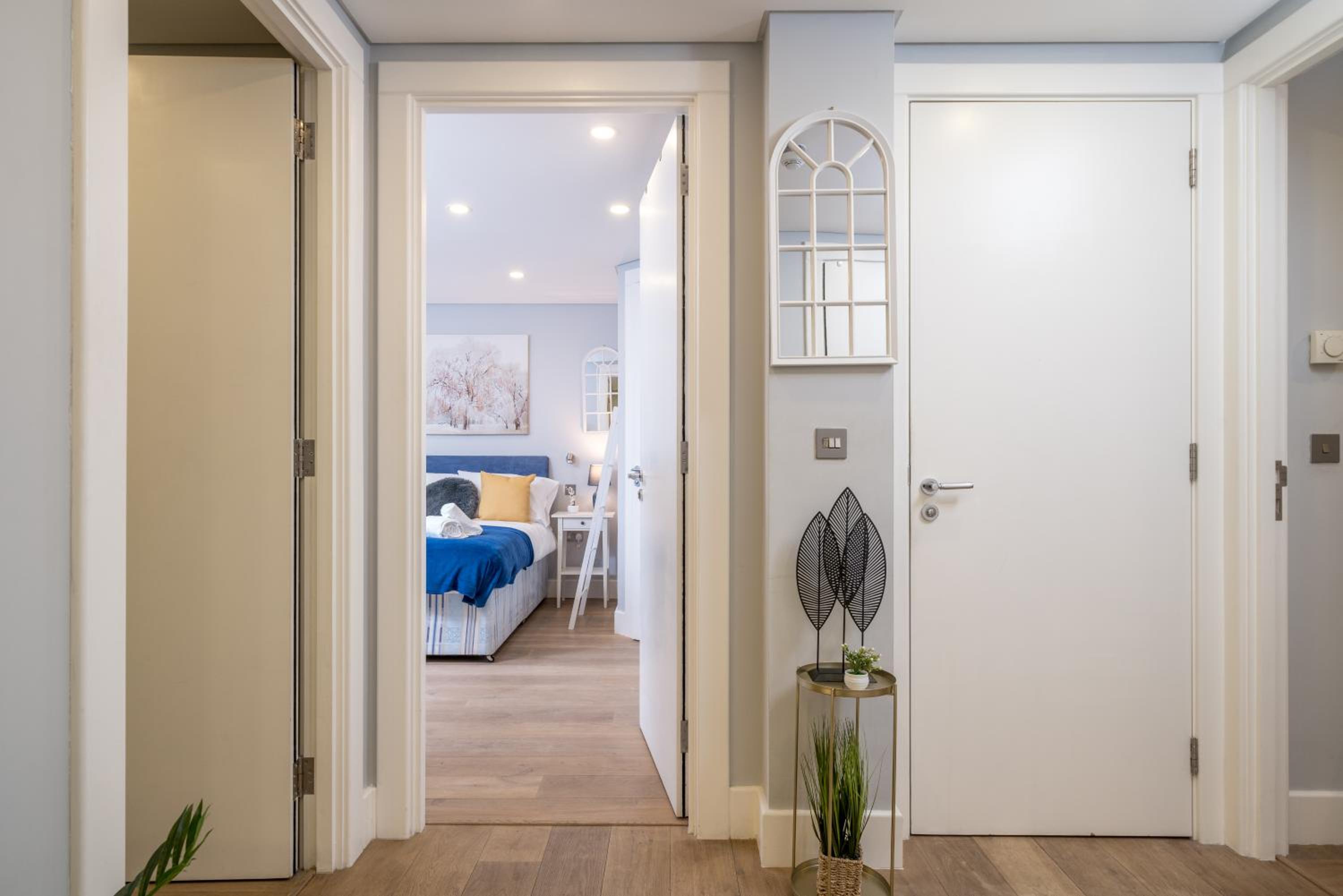 Nottinghill on river luxe flat with balcony