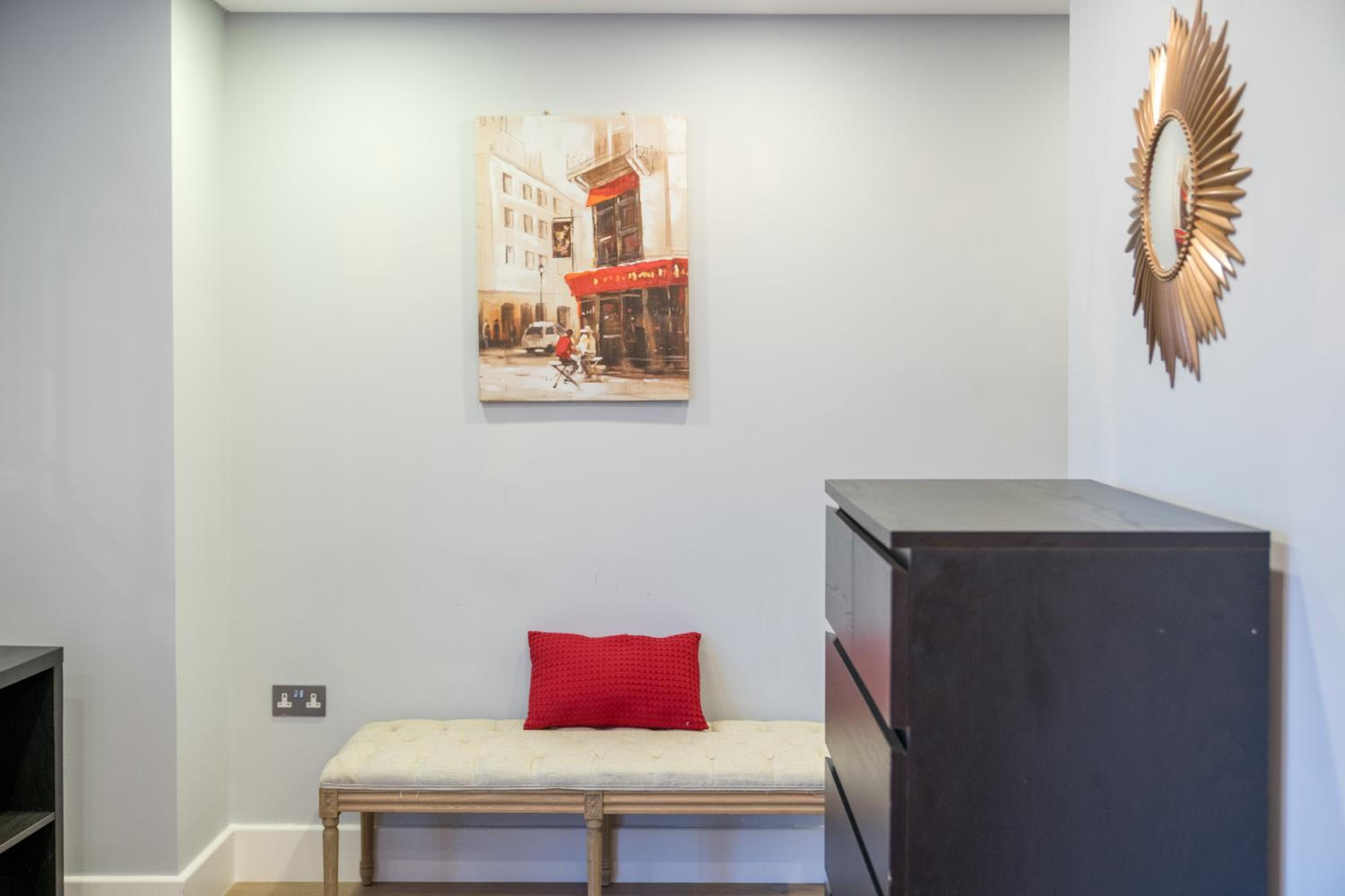 Nottinghill on river luxe flat with balcony