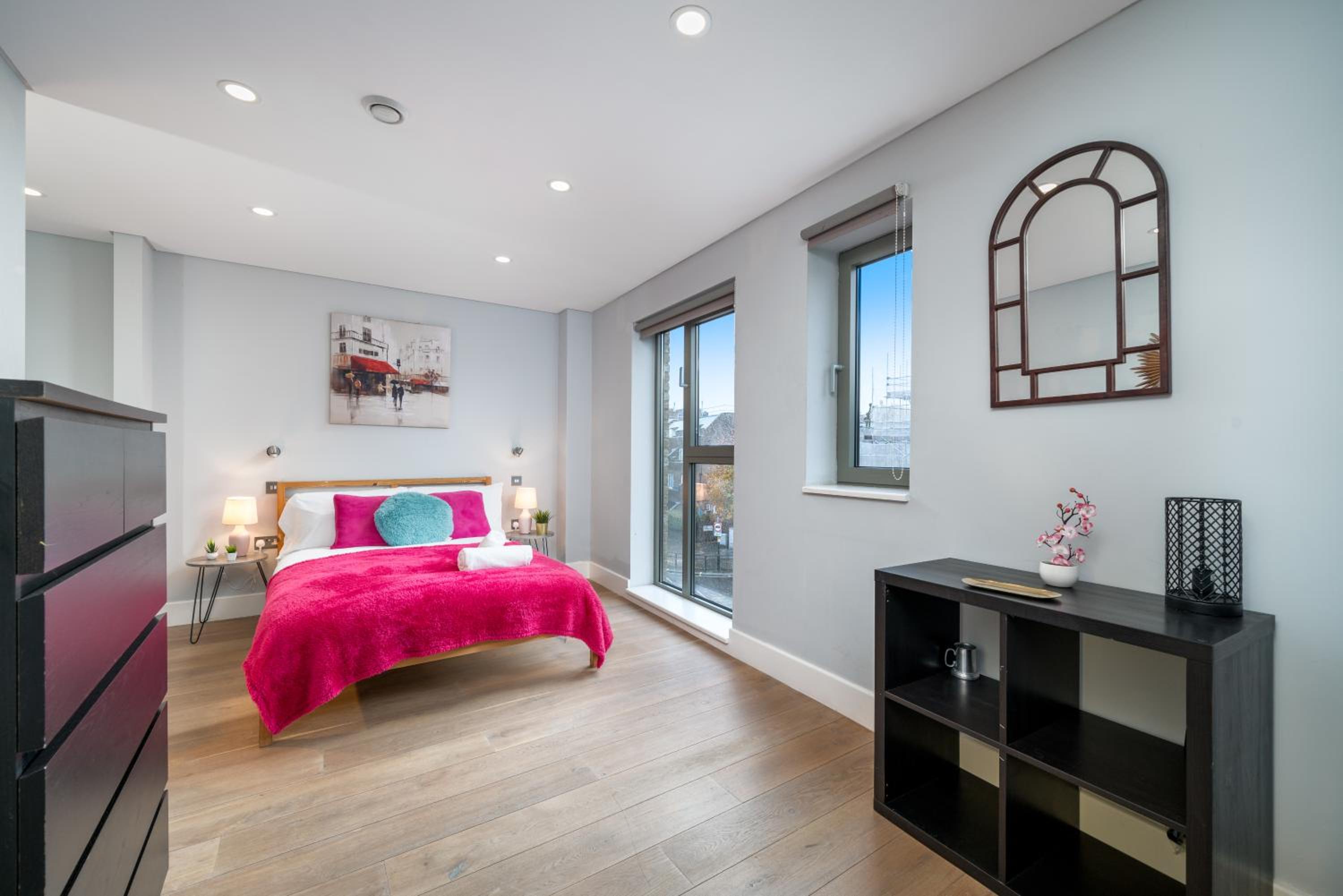 Nottinghill on river luxe flat with balcony