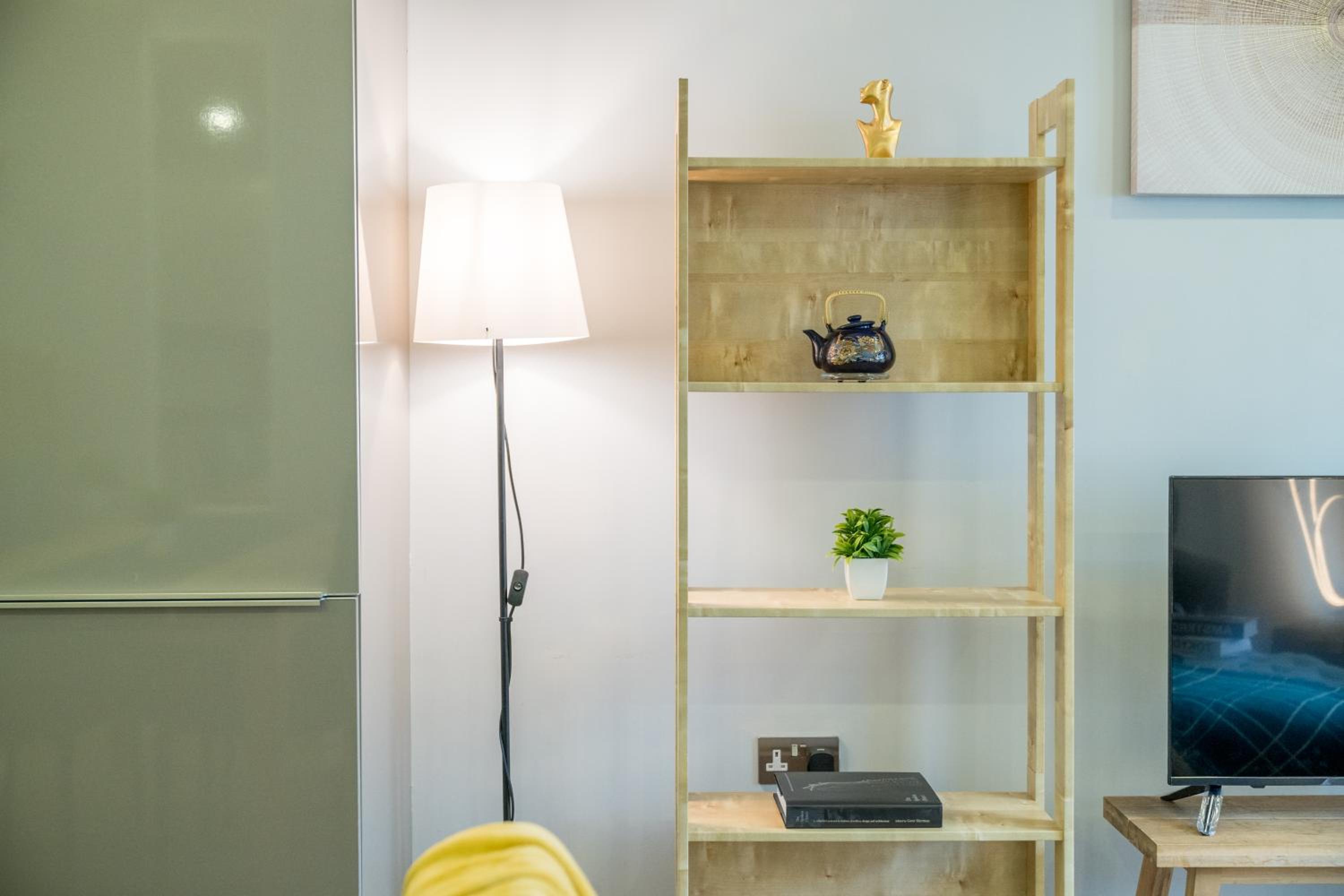 Nottinghill on river luxe flat with balcony