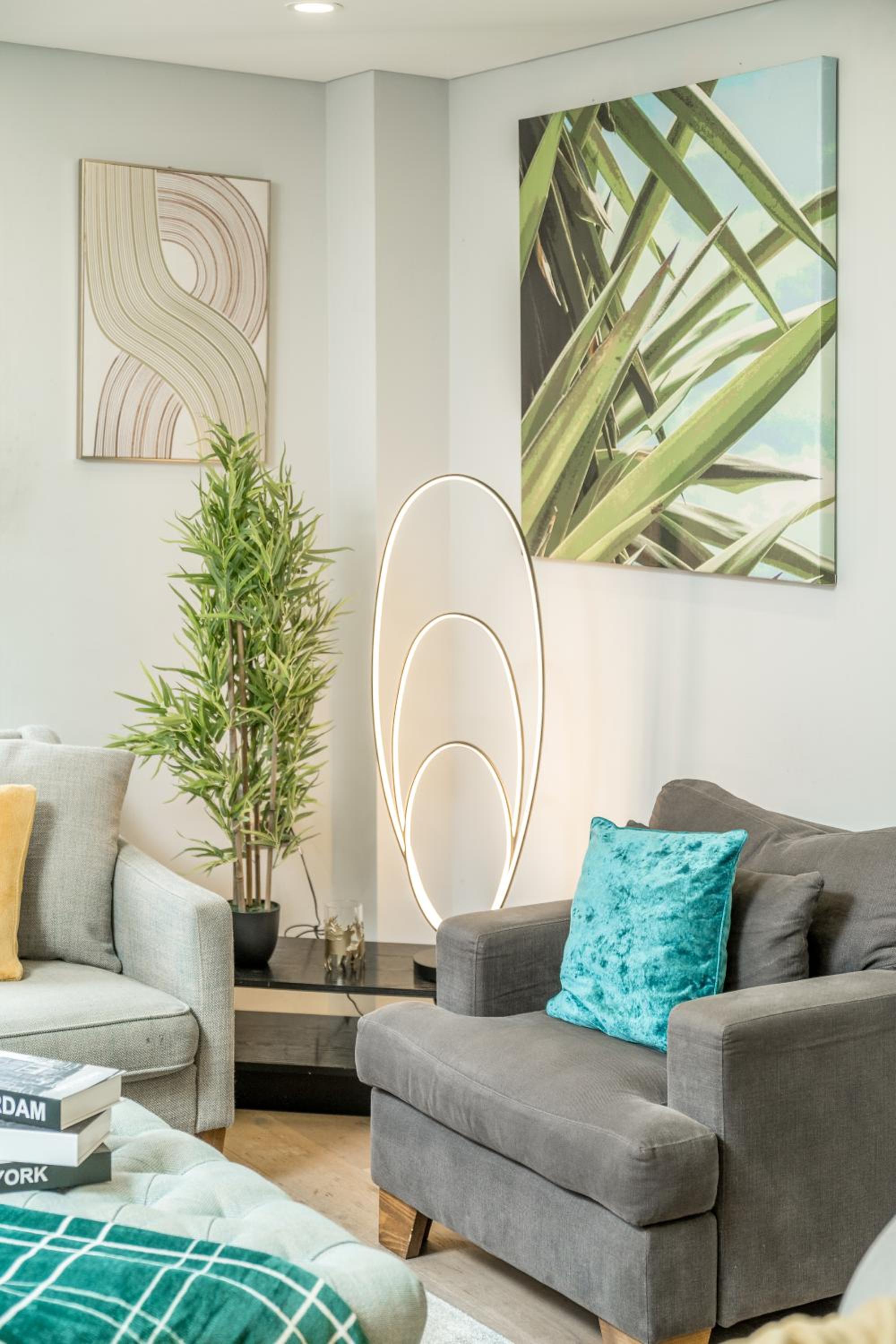 Nottinghill on river luxe flat with balcony