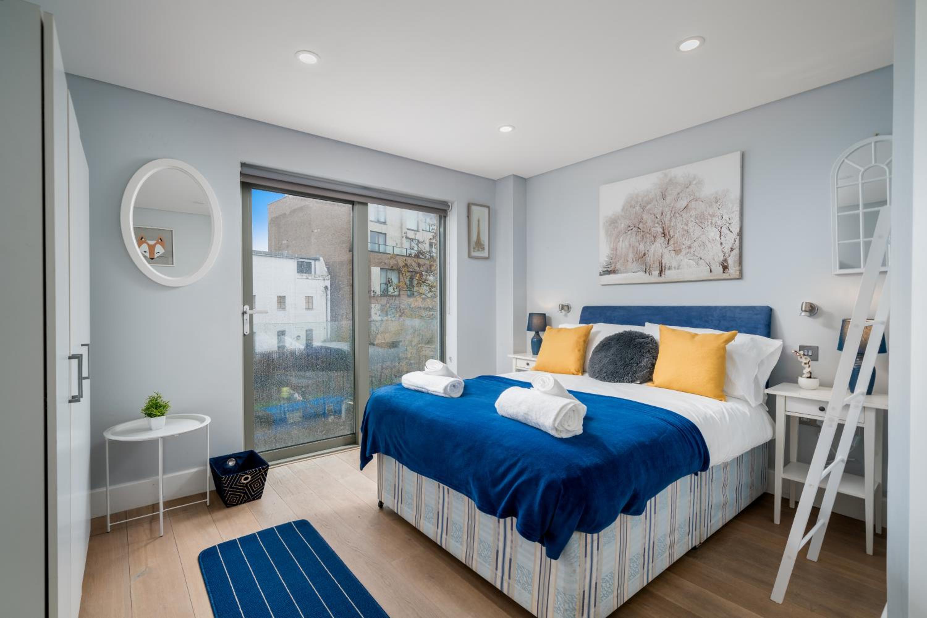 Nottinghill on river luxe flat with balcony