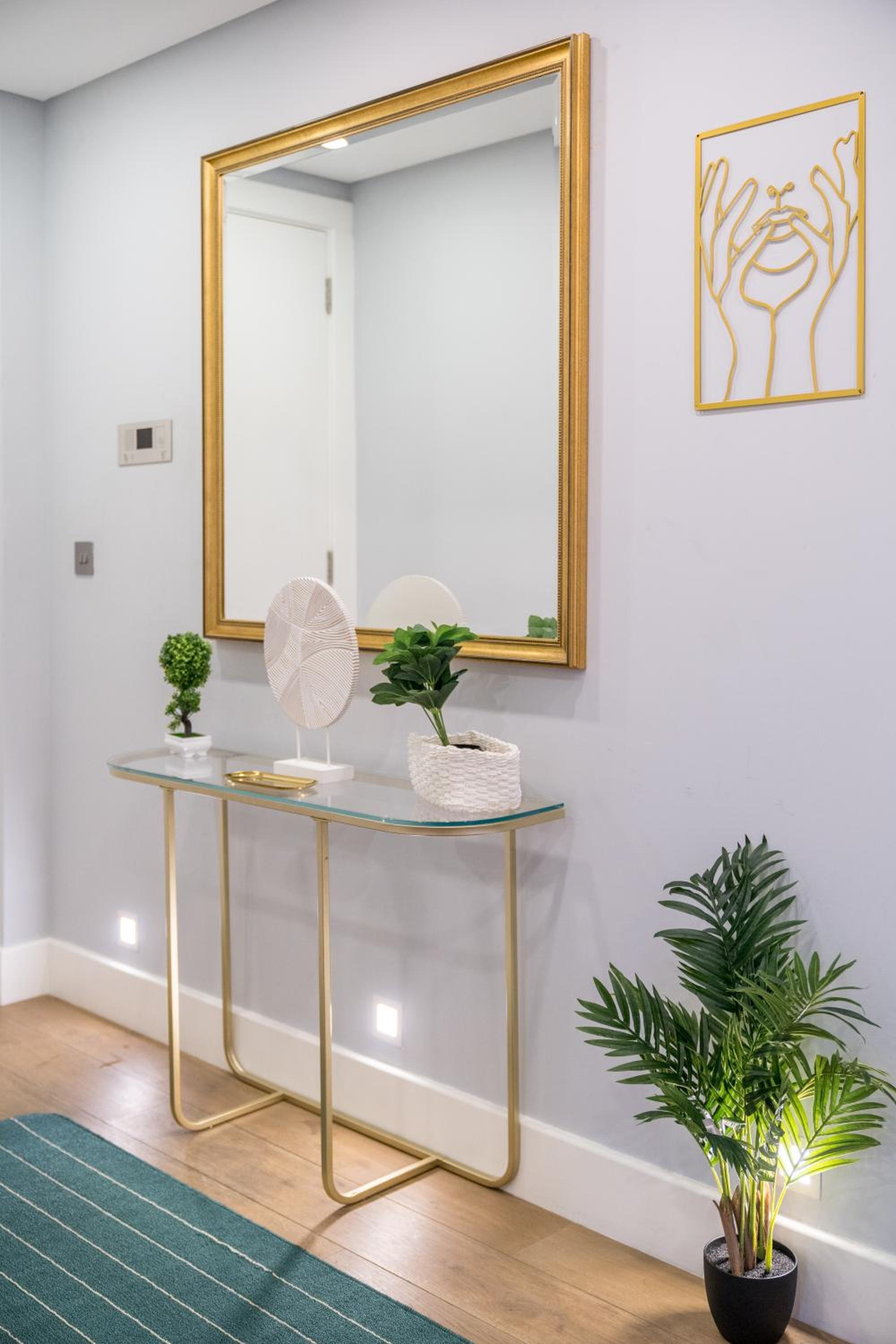Nottinghill on river luxe flat with balcony