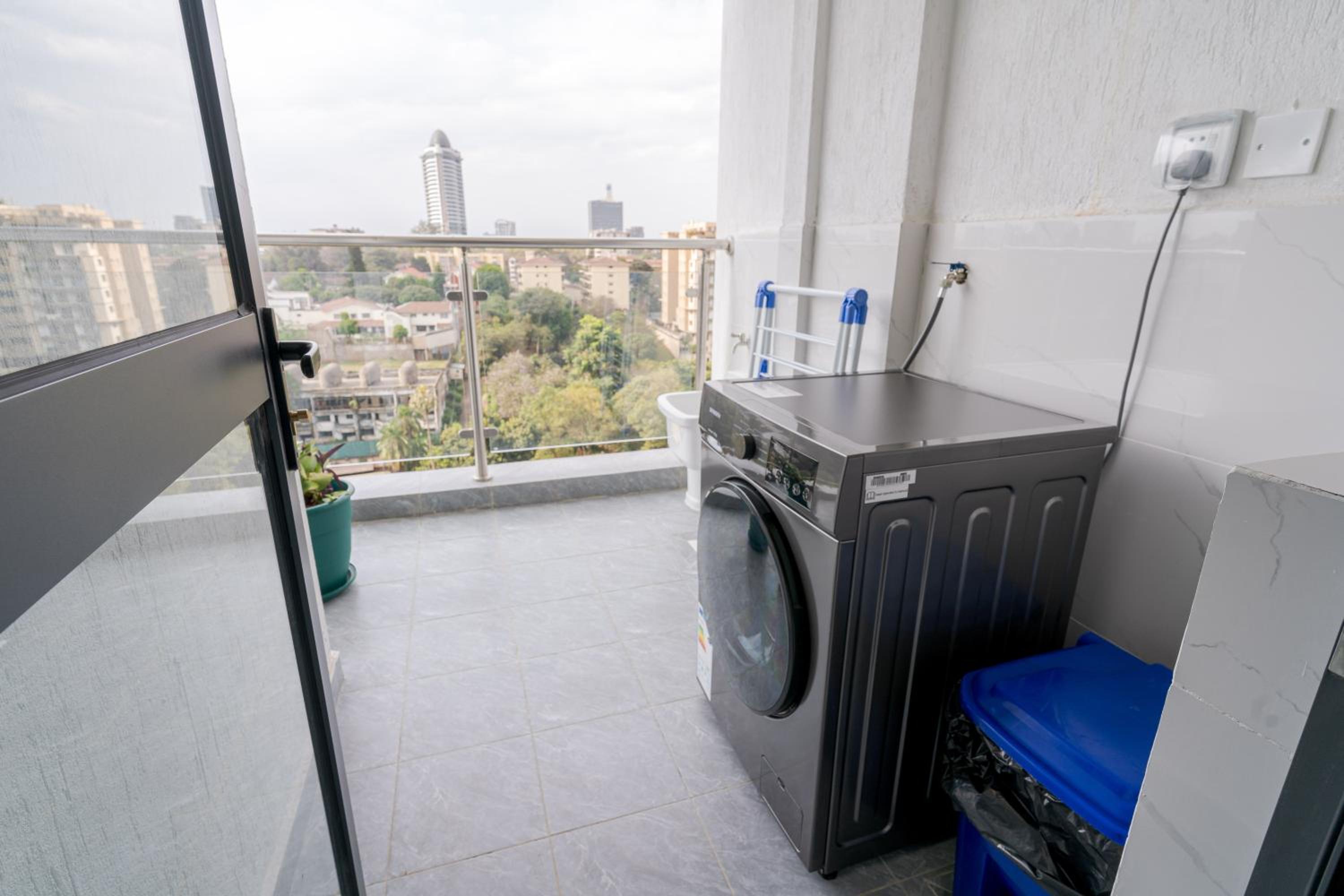 Airy Apartment with Gym, Stunning View in Westlands