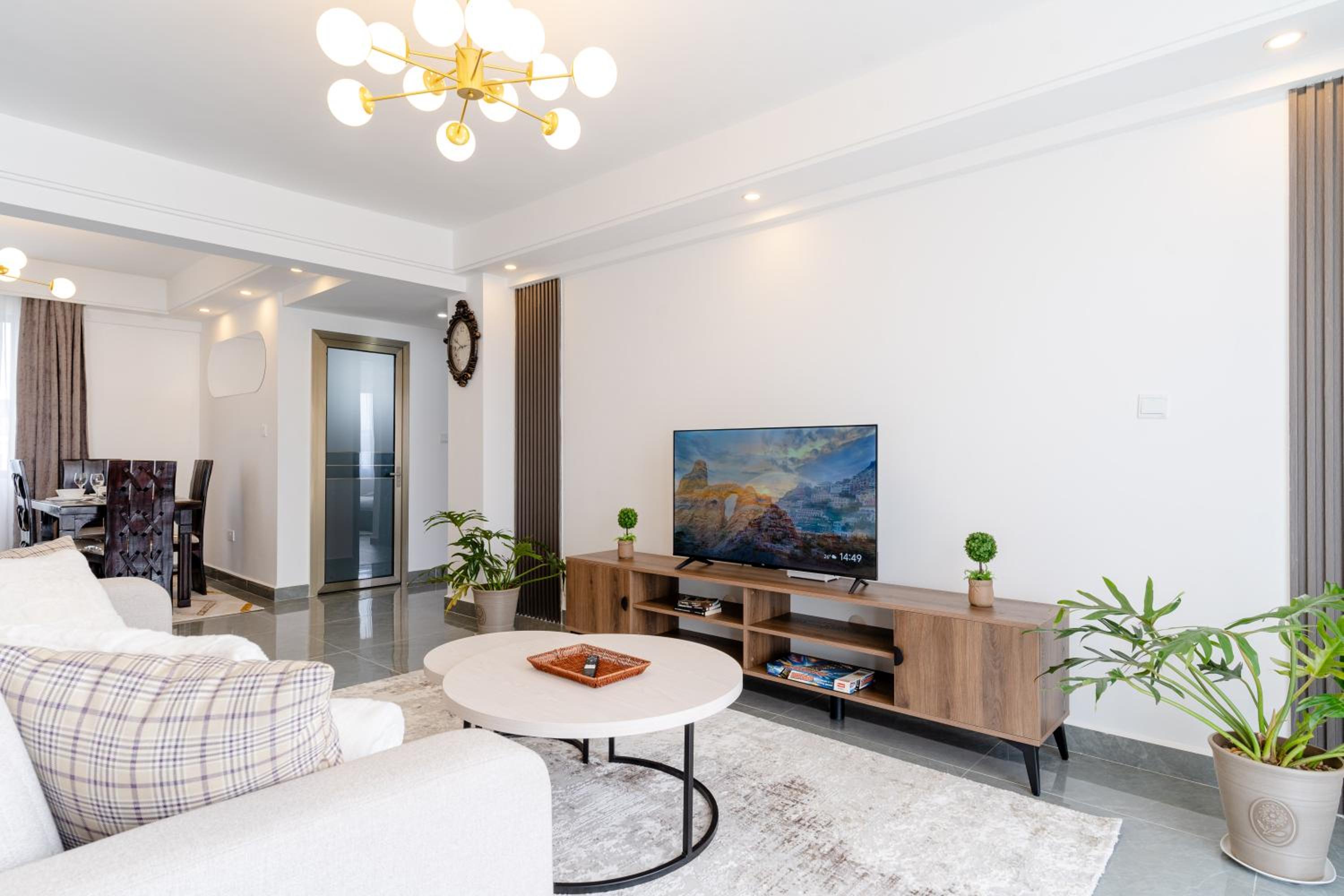 Airy Apartment with Gym, Stunning View in Westlands