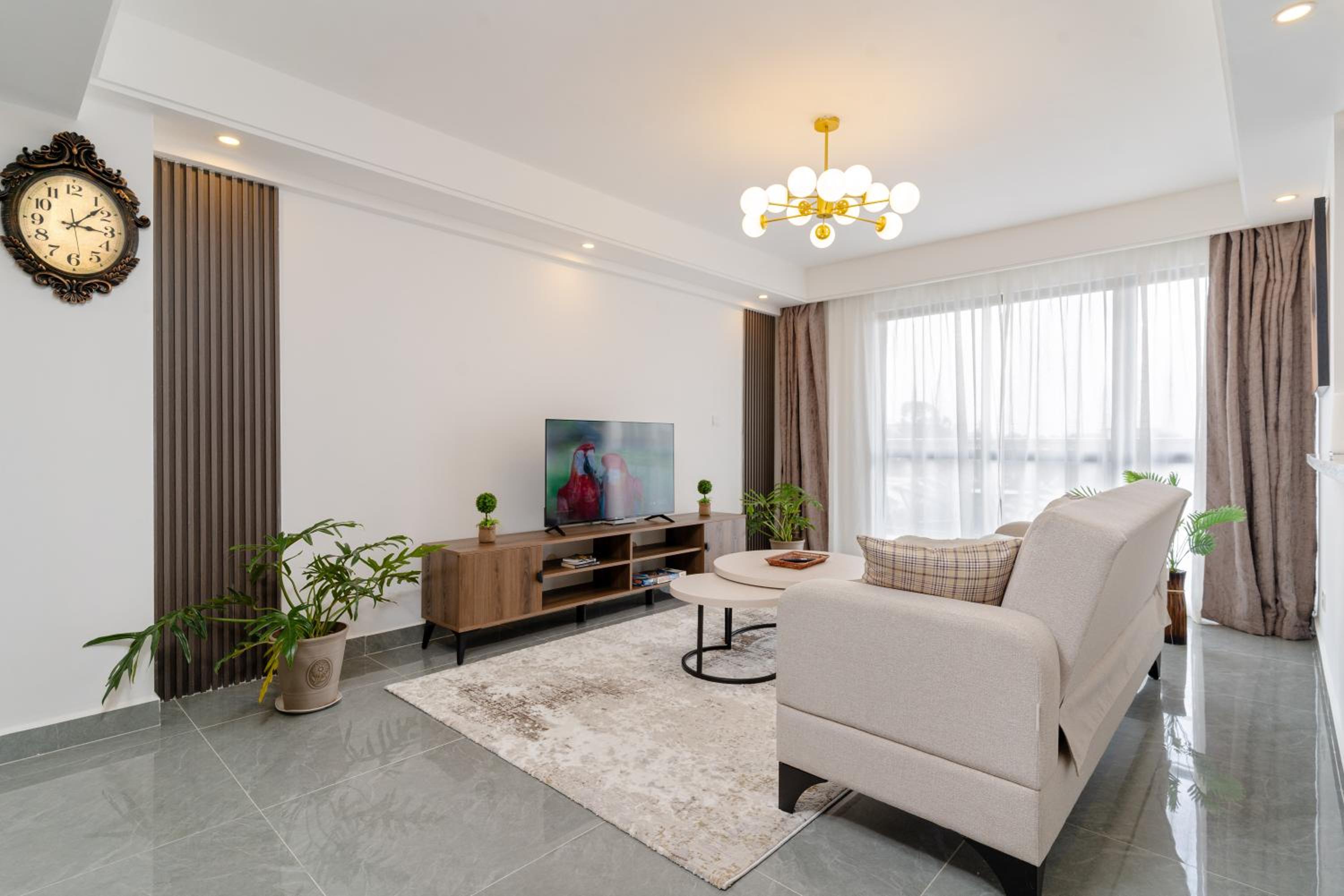 Airy Apartment with Gym, Stunning View in Westlands