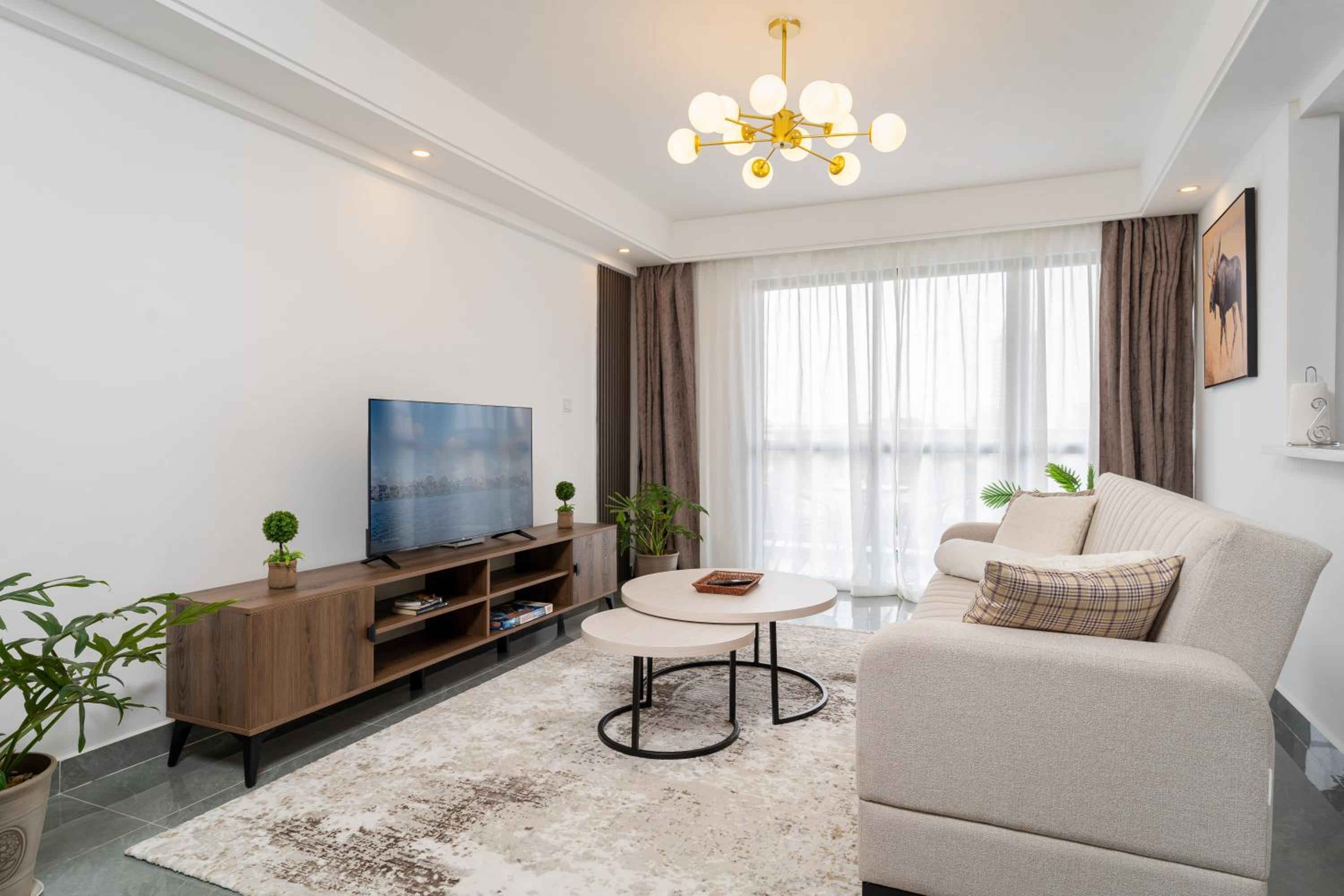 Airy Apartment with Gym, Stunning View in Westlands