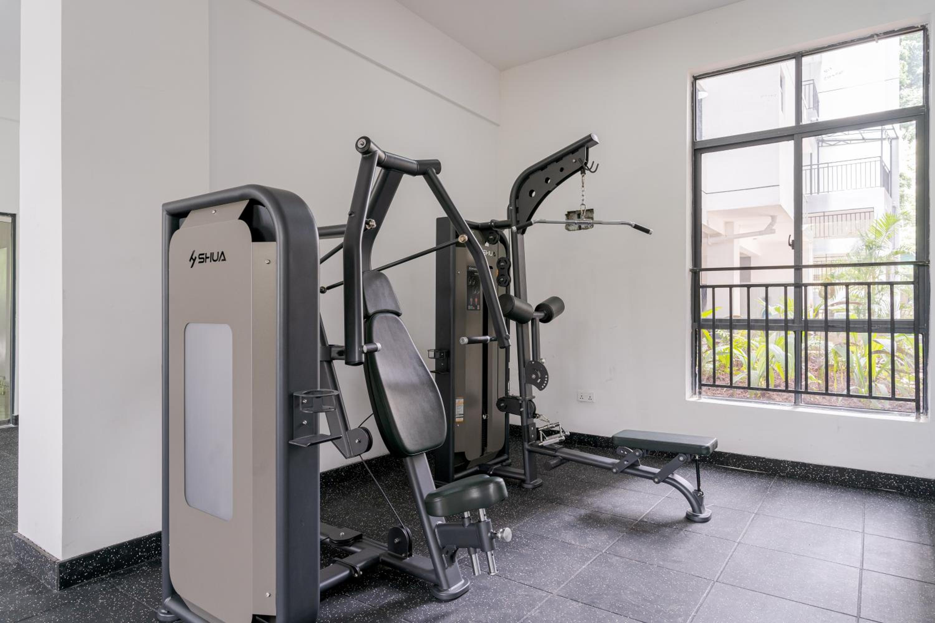 Airy Apartment with Gym, Stunning View in Westlands