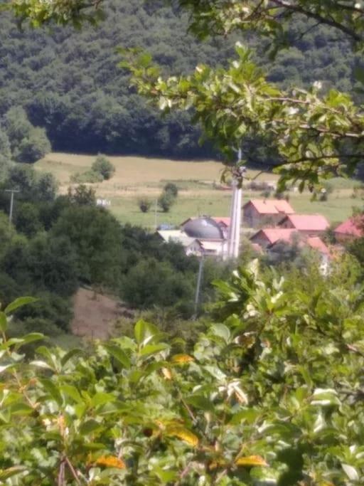 Cottage Eminem with garden and view of Sarajevo