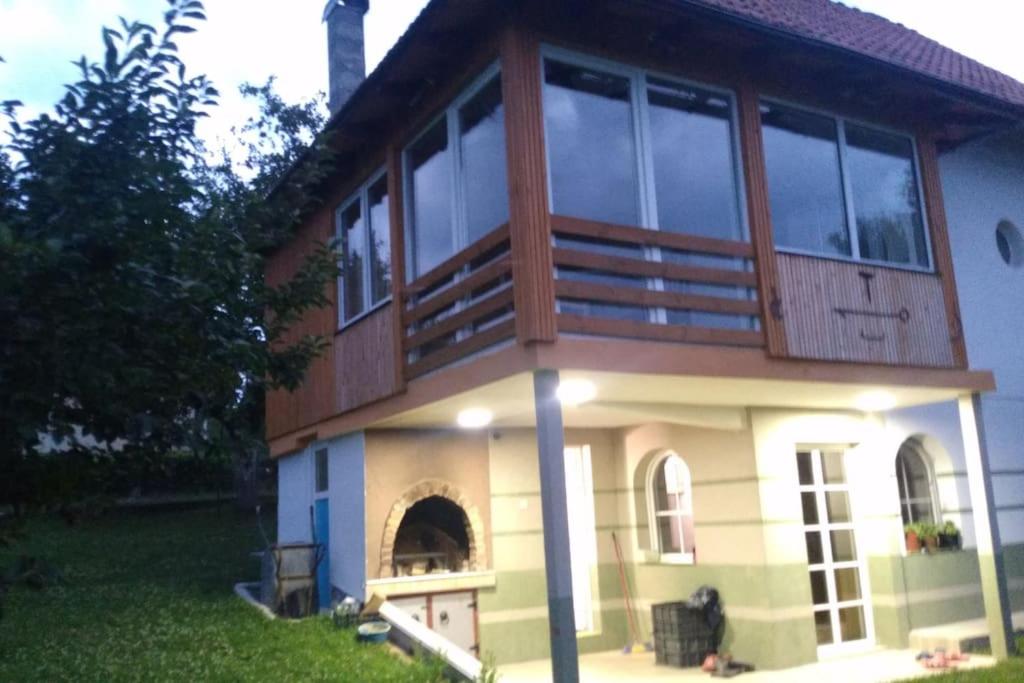 Cottage Eminem with garden and view of Sarajevo