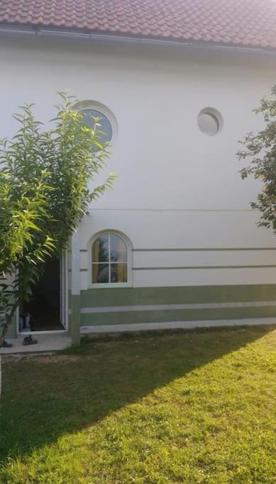 Cottage Eminem with garden and view of Sarajevo