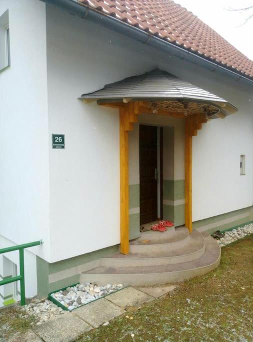 Cottage Eminem with garden and view of Sarajevo