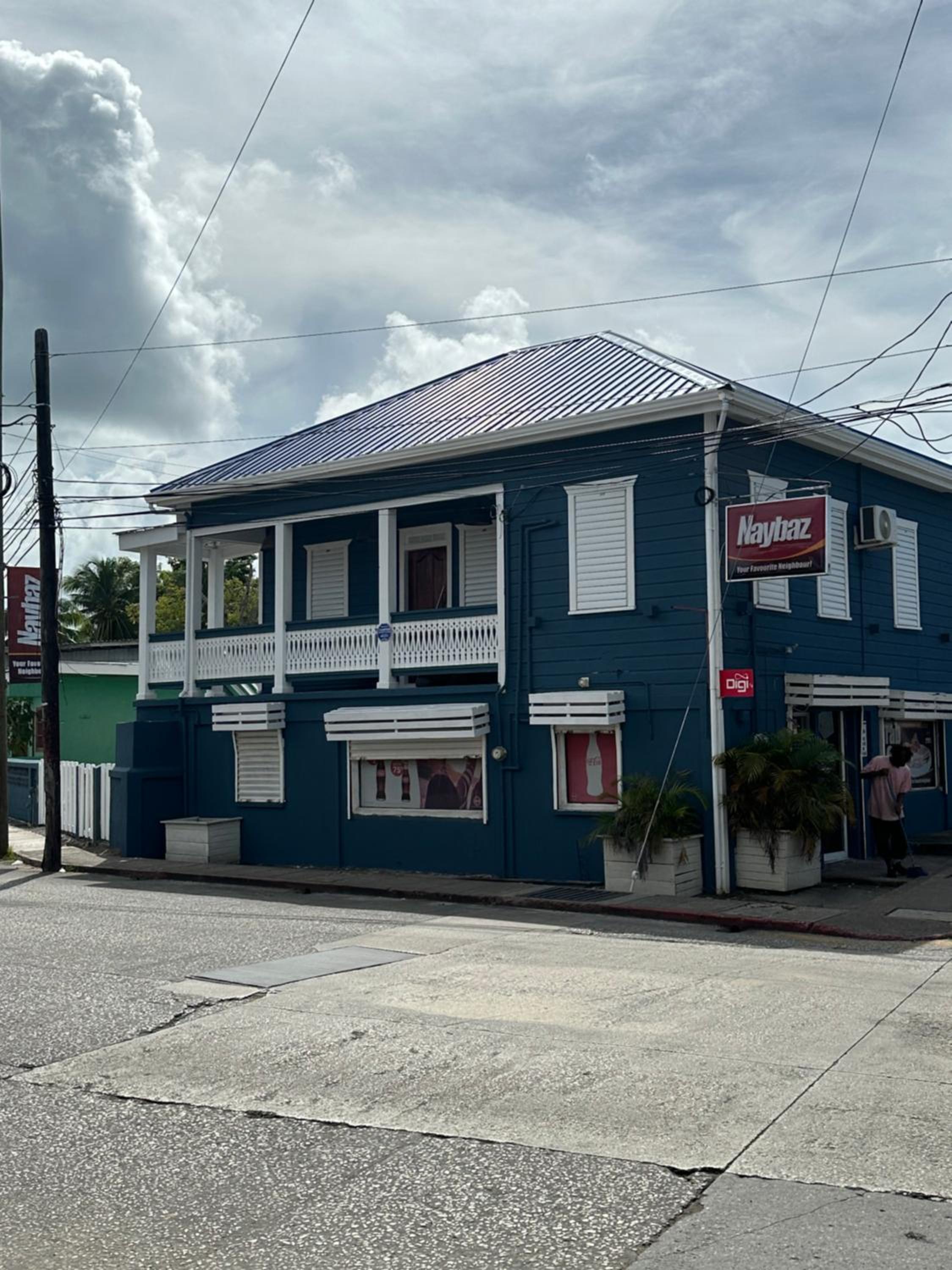 Travelart Backpackers Hostel