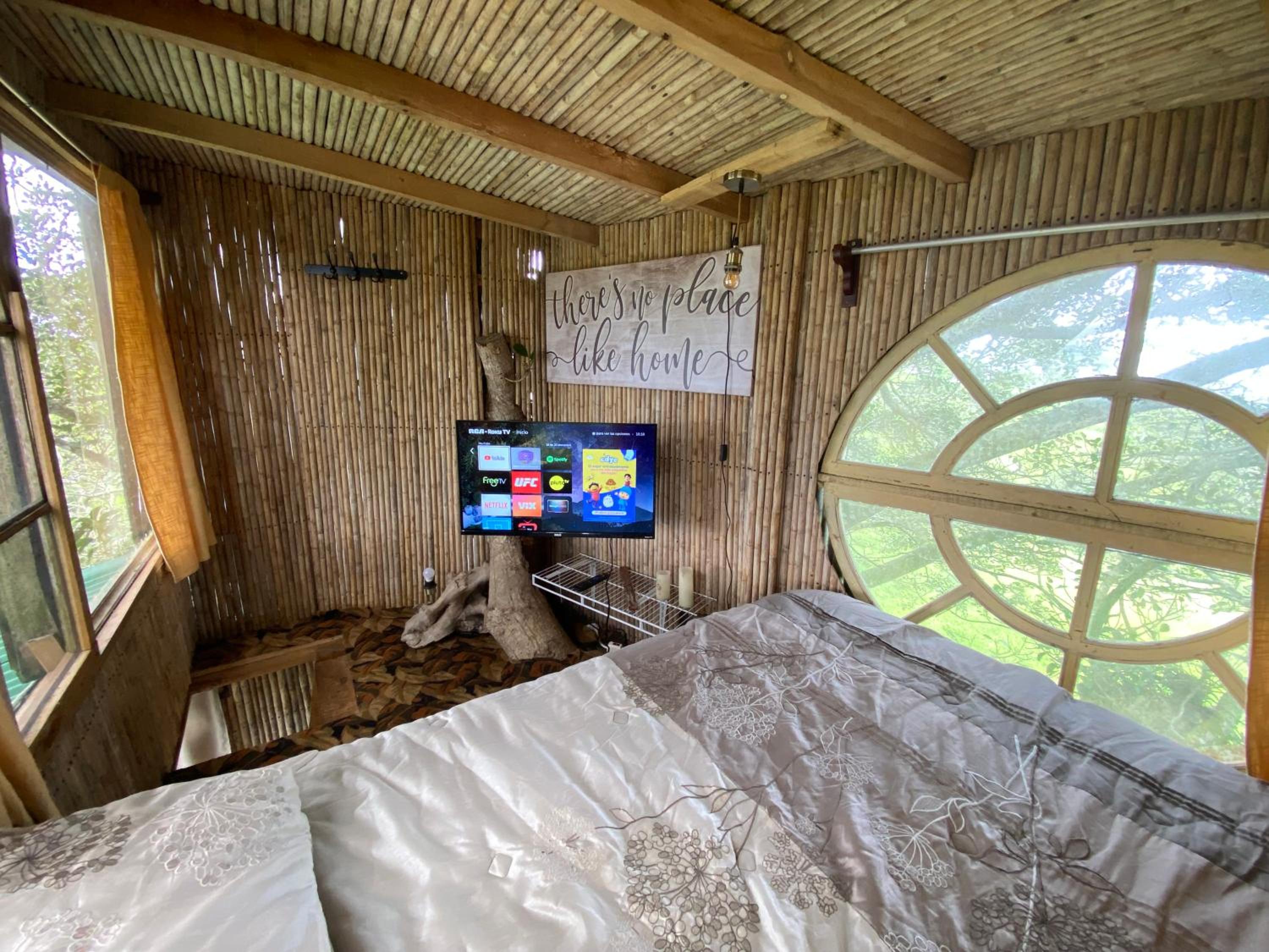 Casa del Arbol Feel Good