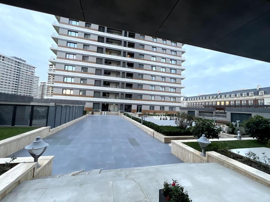 Next to COP29, Stylish Baku Apt City & Sea View