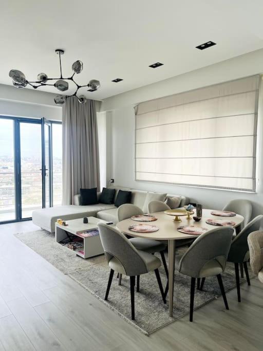 Next to COP29, Stylish Baku Apt City & Sea View