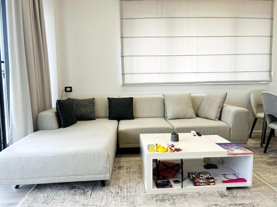 Next to COP29, Stylish Baku Apt City & Sea View