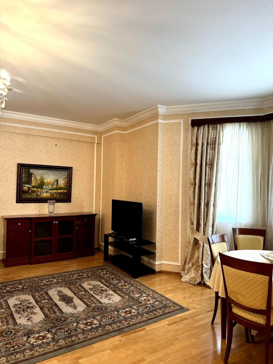 S T Luxury 3 Bed Apartment