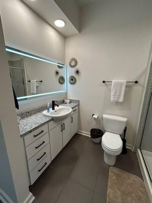 1 Bedroom Studio Townhouse in Uptown Charlotte view 2
