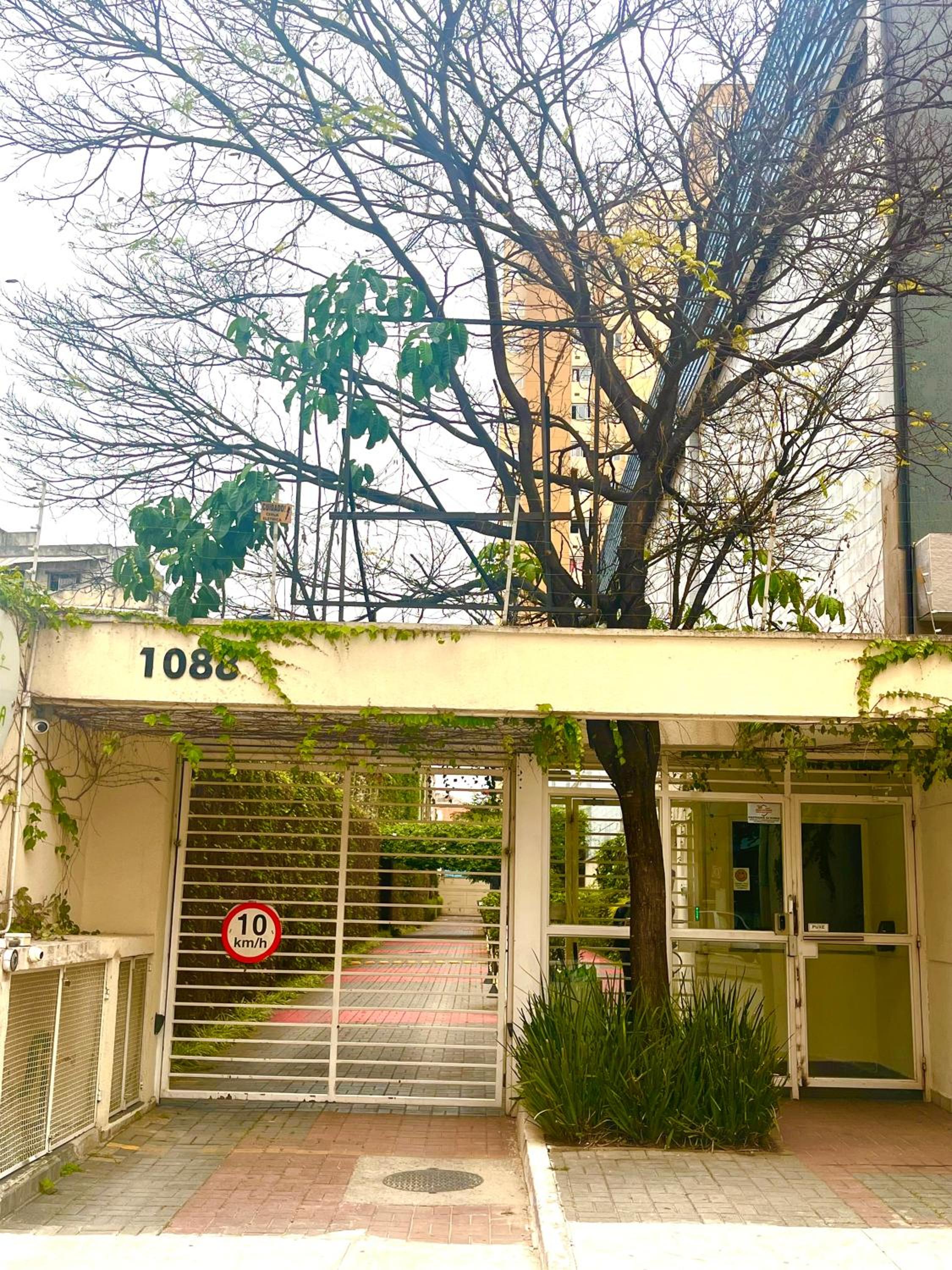 Yellow One - Apto no Brás com Garagem e Ótima Localização