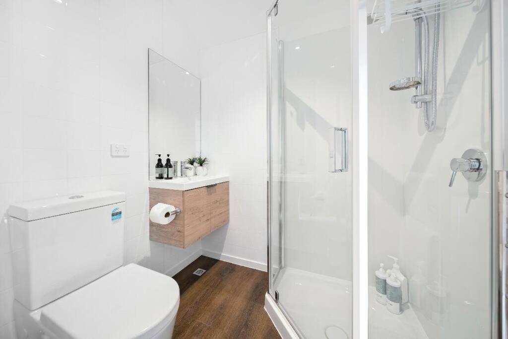 Cosy apartment 10 min walk to Queenstown view 5