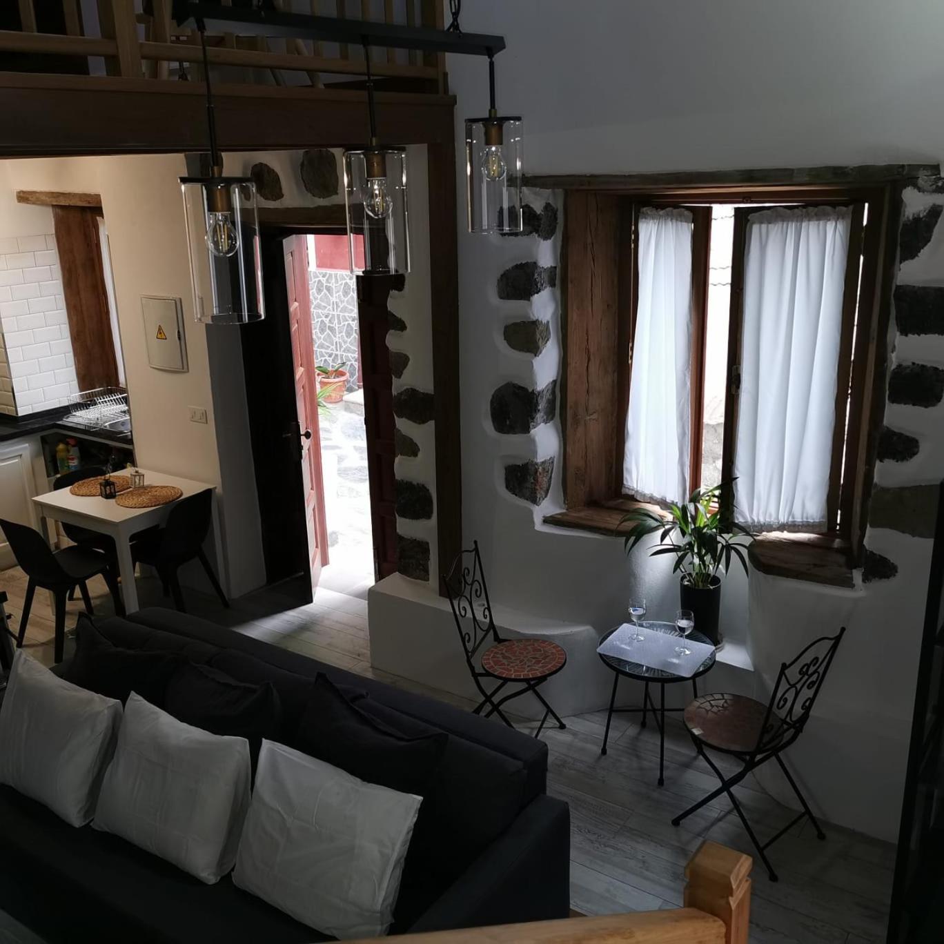 Casa Lola
