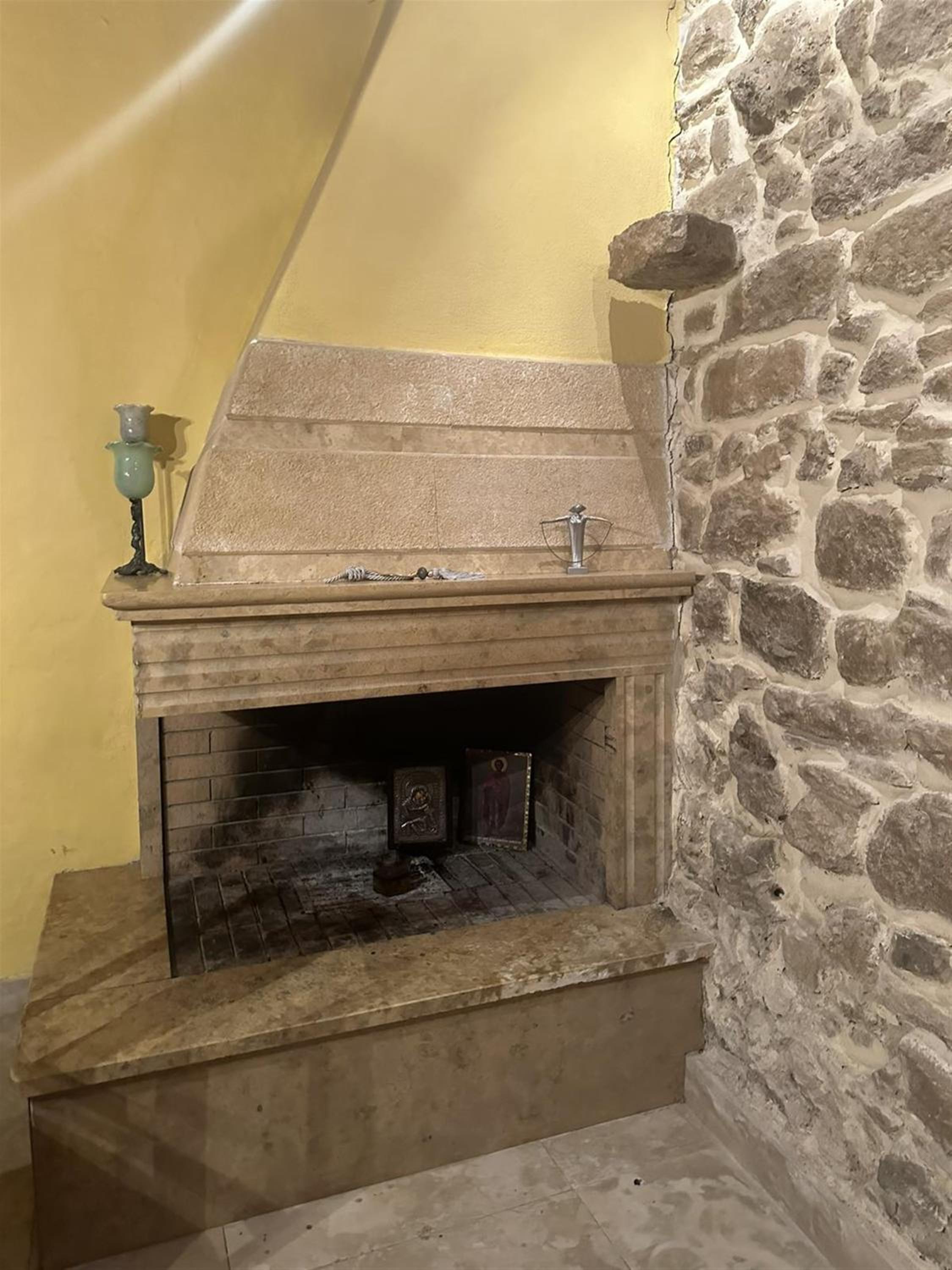 Venerato Traditional Villa