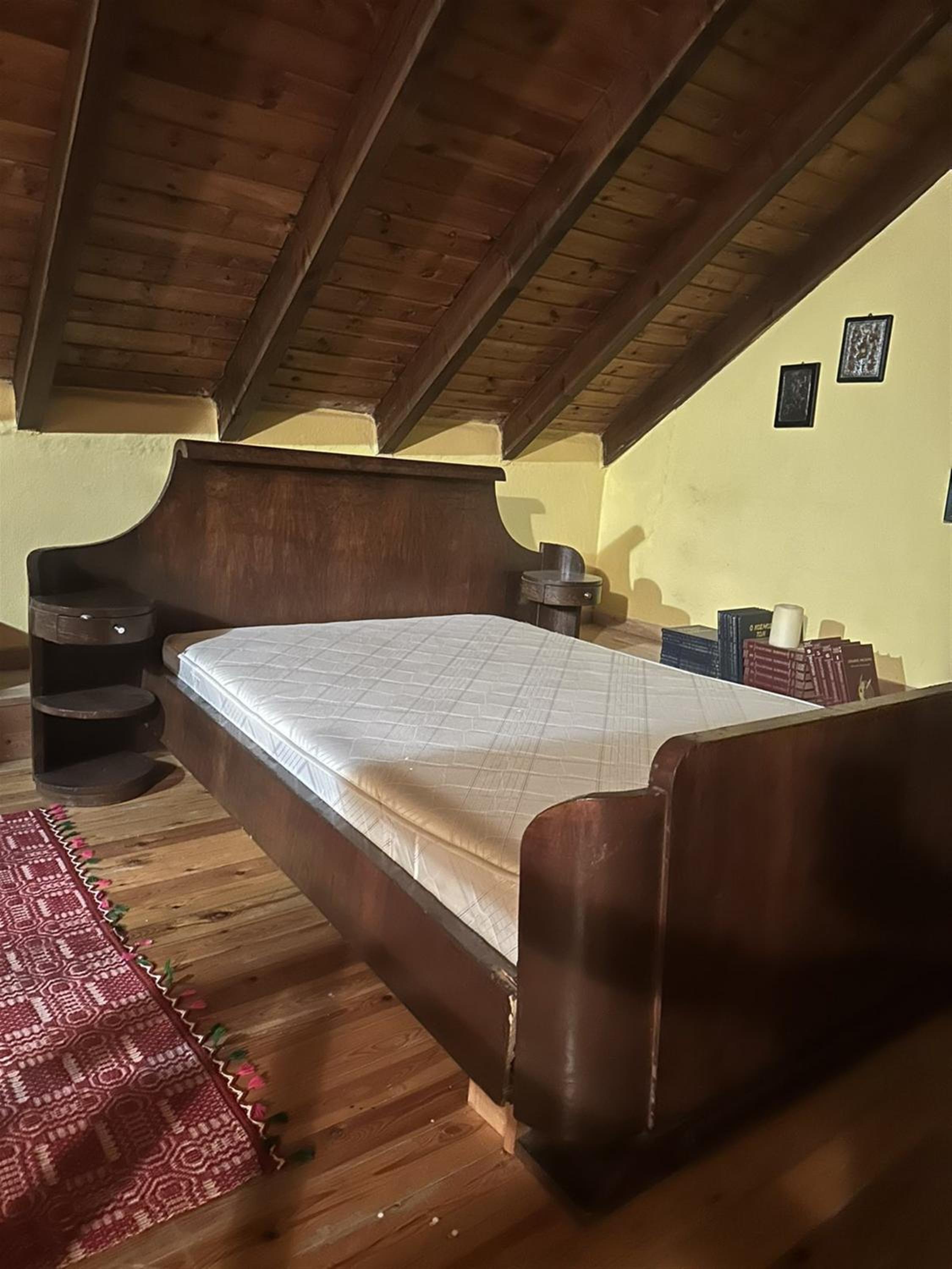 Venerato Traditional Villa