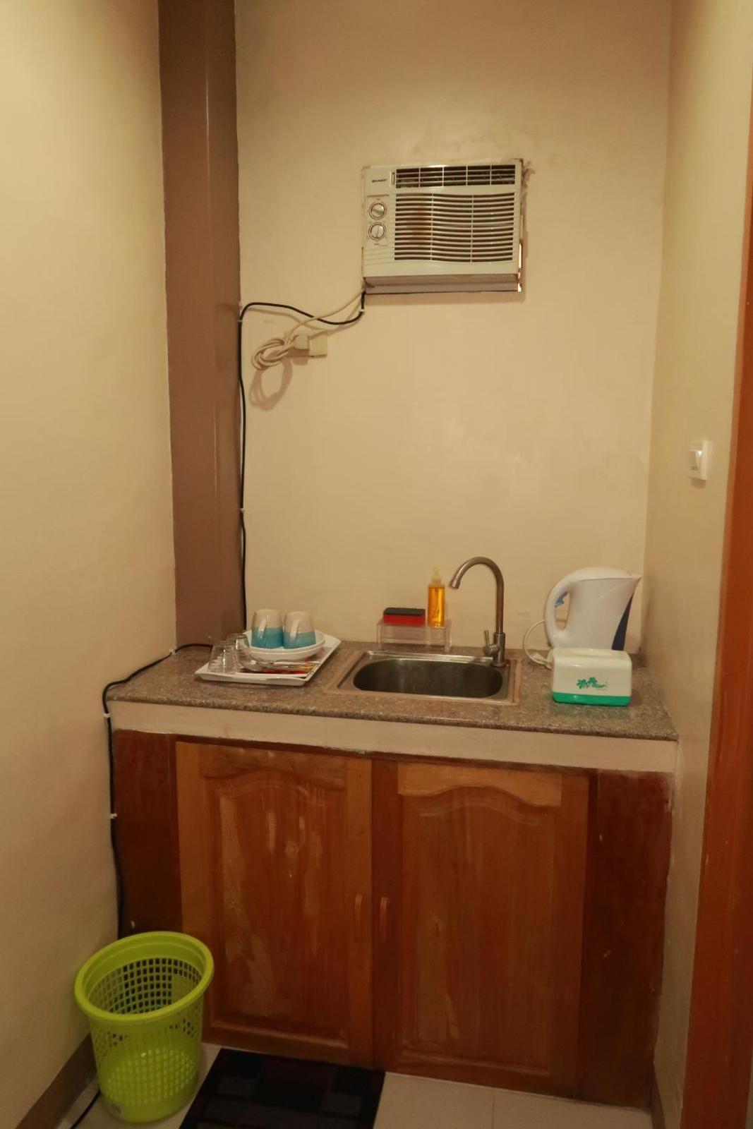 Jo-Cris Apartelle
