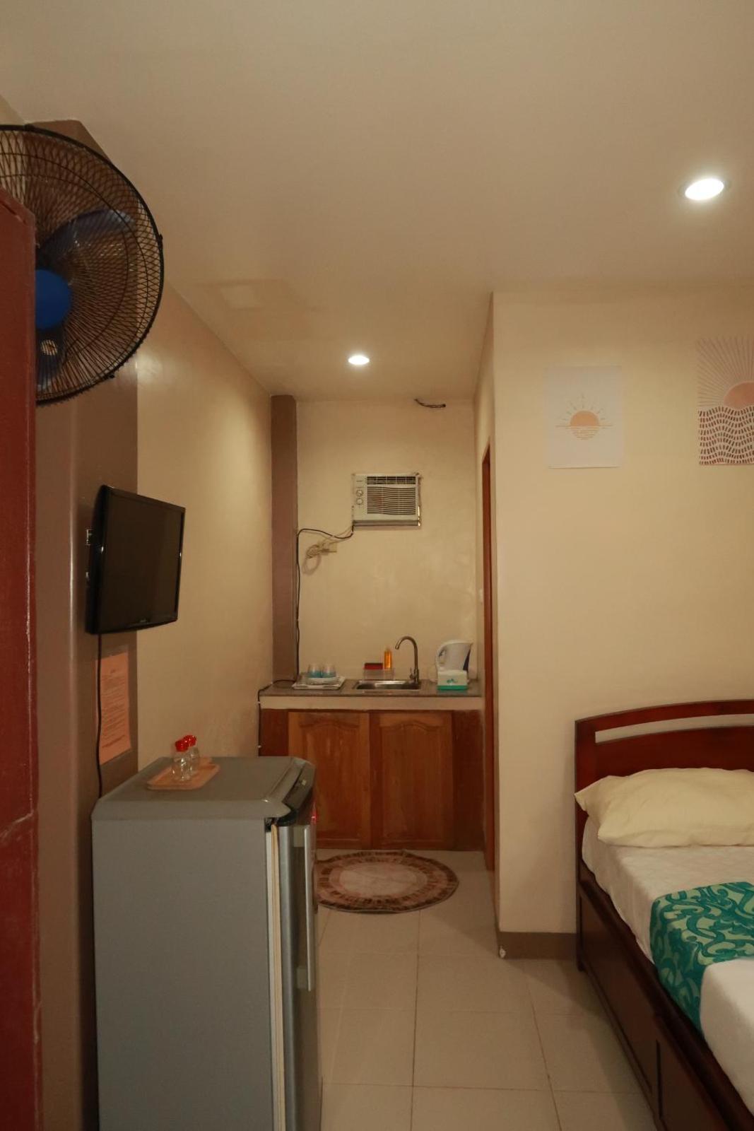 Jo-Cris Apartelle