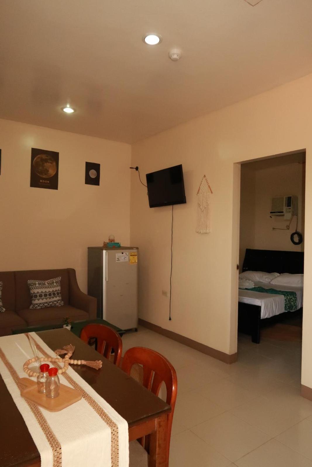 Jo-Cris Apartelle