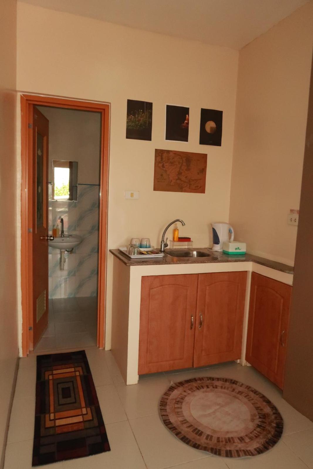 Jo-Cris Apartelle