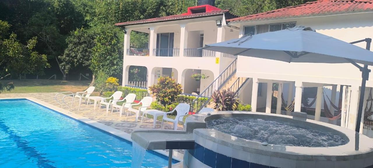 Casa Campestre Villa Gloria Melgar