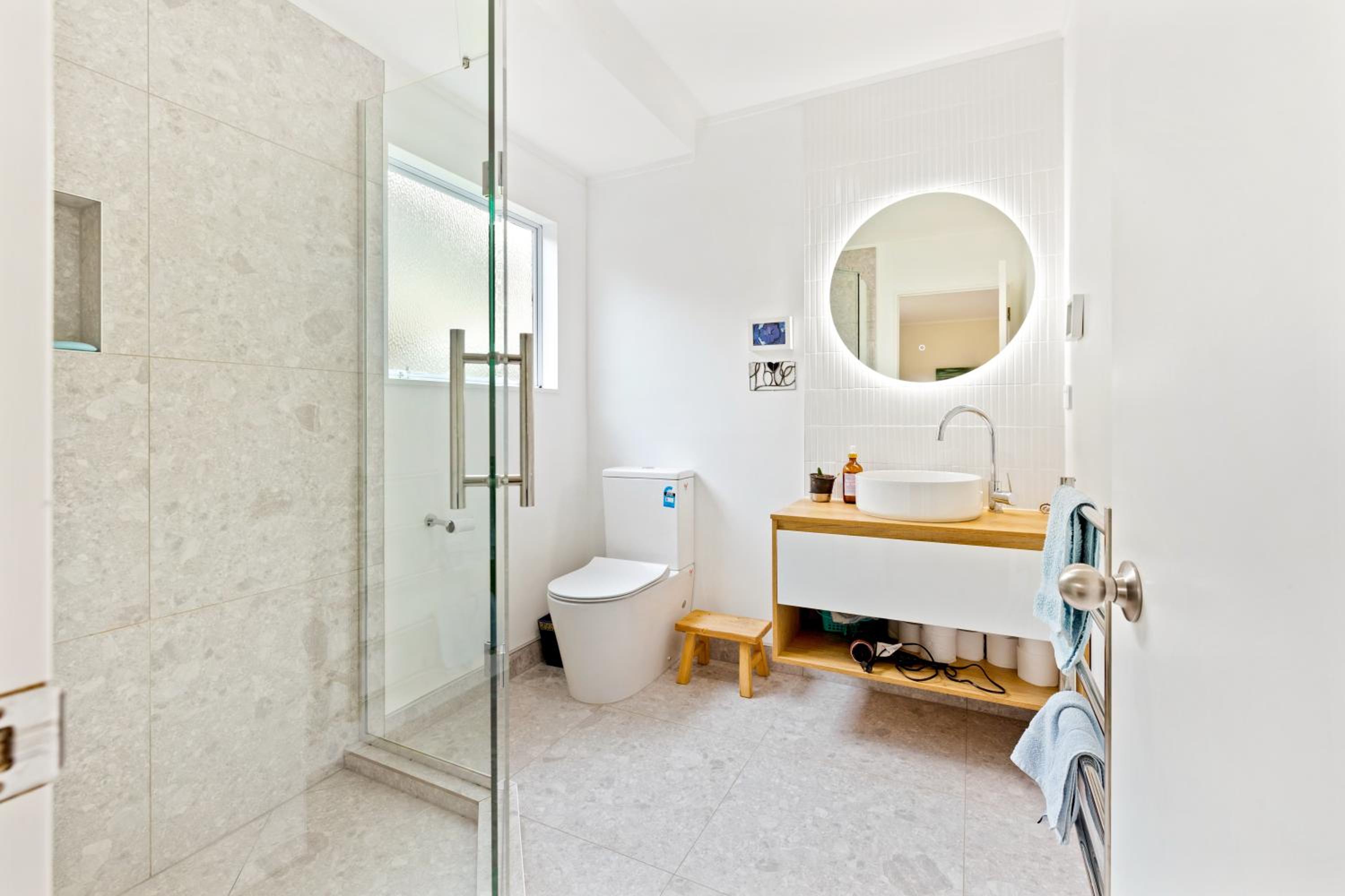 Peaceful Oasis in the heart of Stanmore Bay view 4