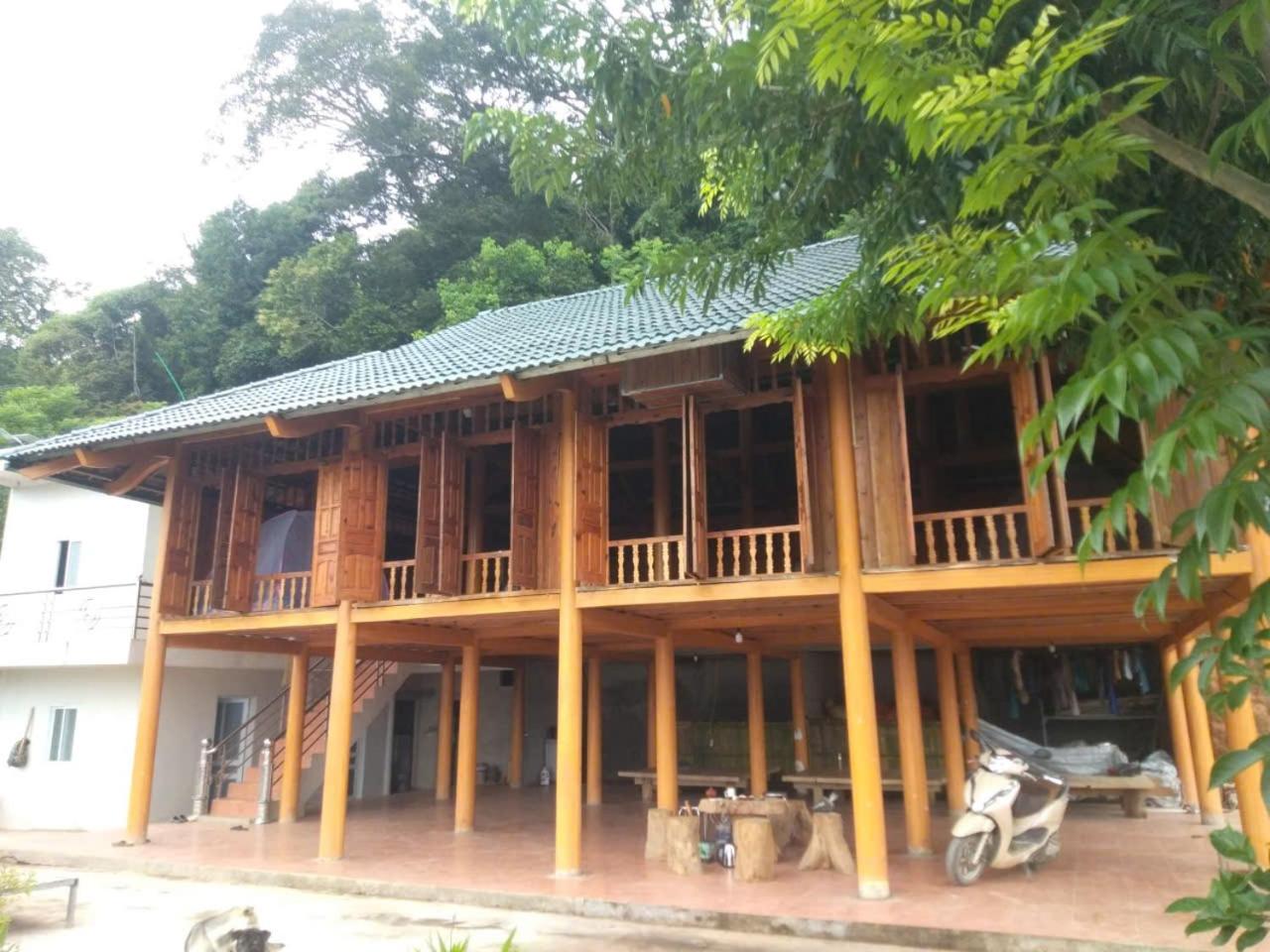 Homestay Làng Cổ La Chí view 5