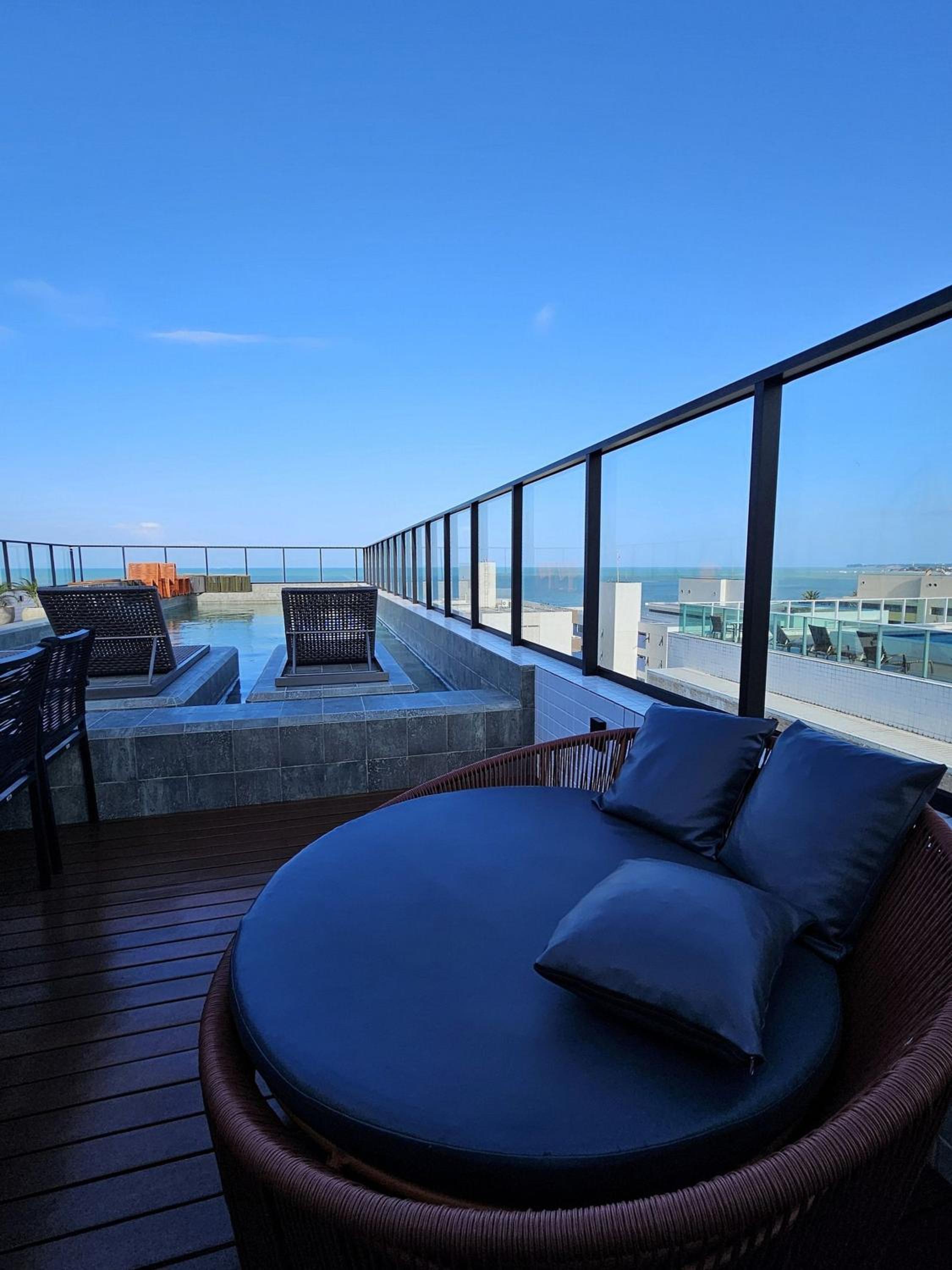 Experiência premium perto do mar | 2 camas casal