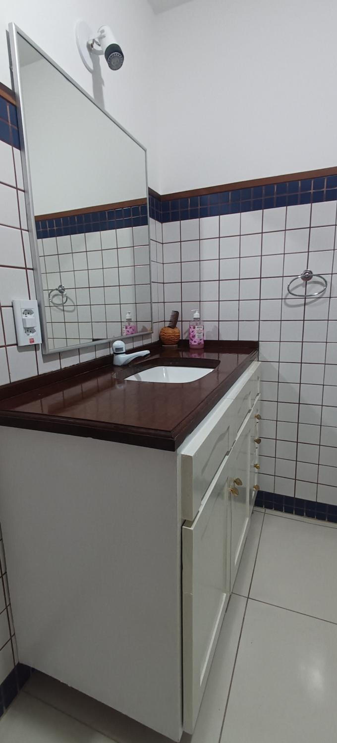 Apartamento de frente a Praia do Bosque em Rio das Ostras com vista para o mar