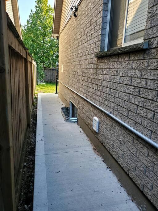Cozy Haven 2 bedroom Basement apartment with Treated water