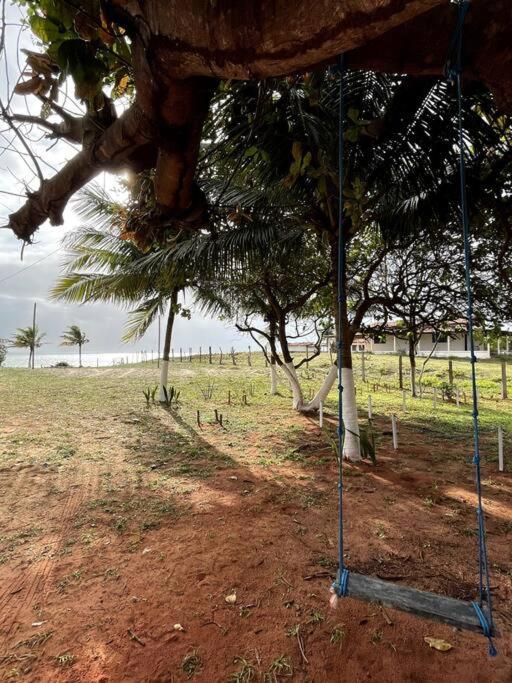 Casa de frente para o mar, pé na areia!