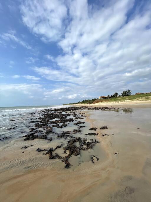 Casa de frente para o mar, pé na areia!
