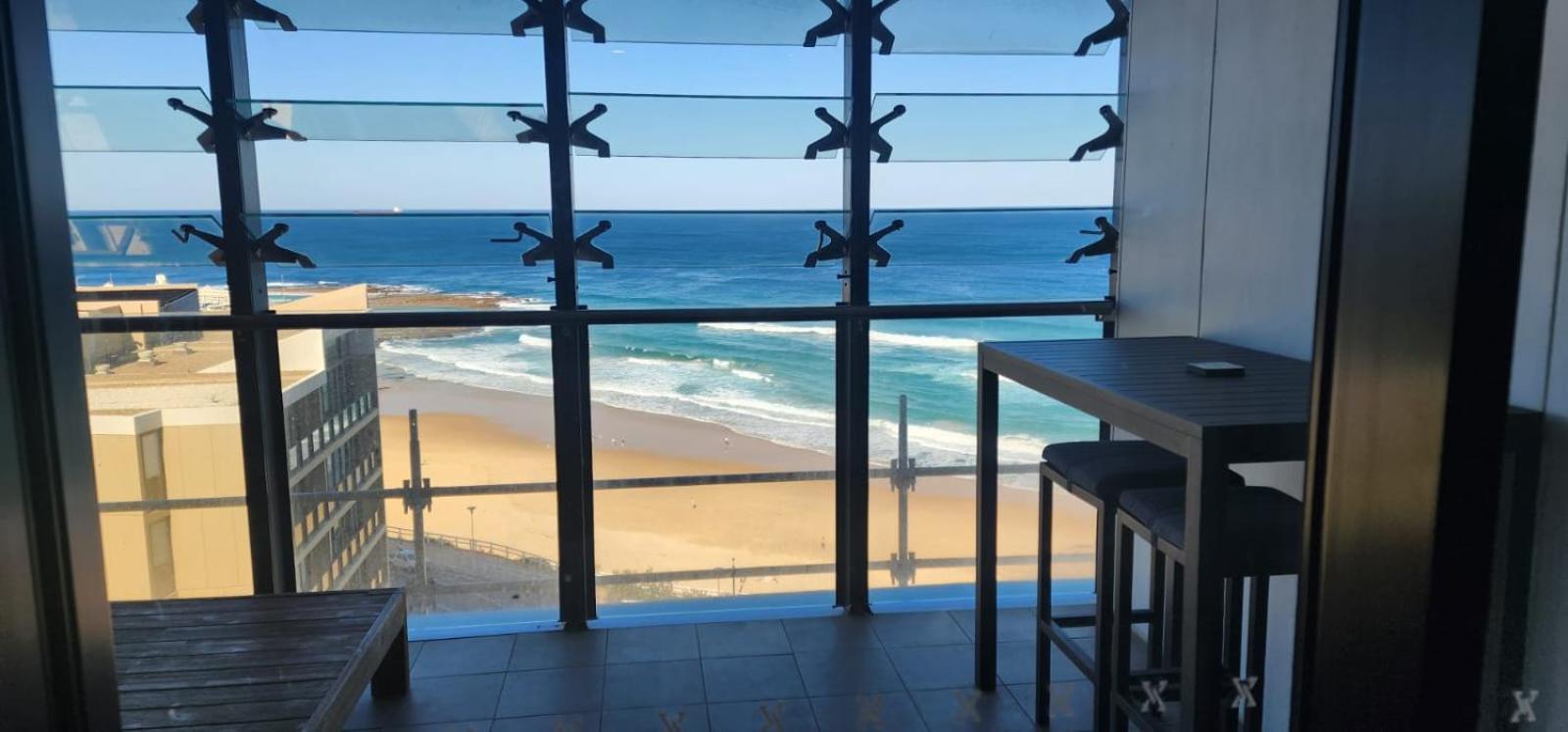 Exceptional Beach views - Luxury apartment