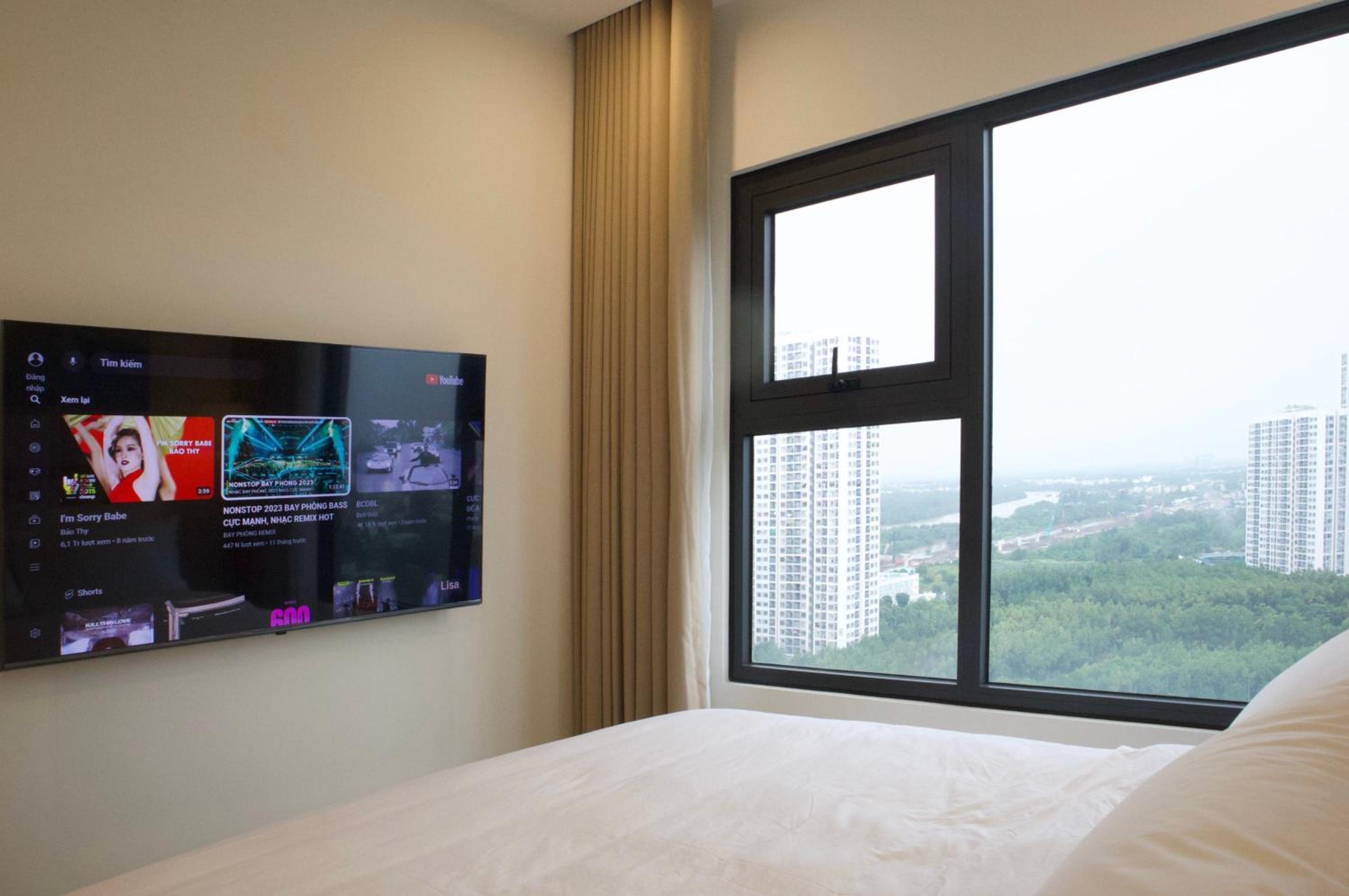 Homie Apartmant l Vinhomes Grand Park view 5