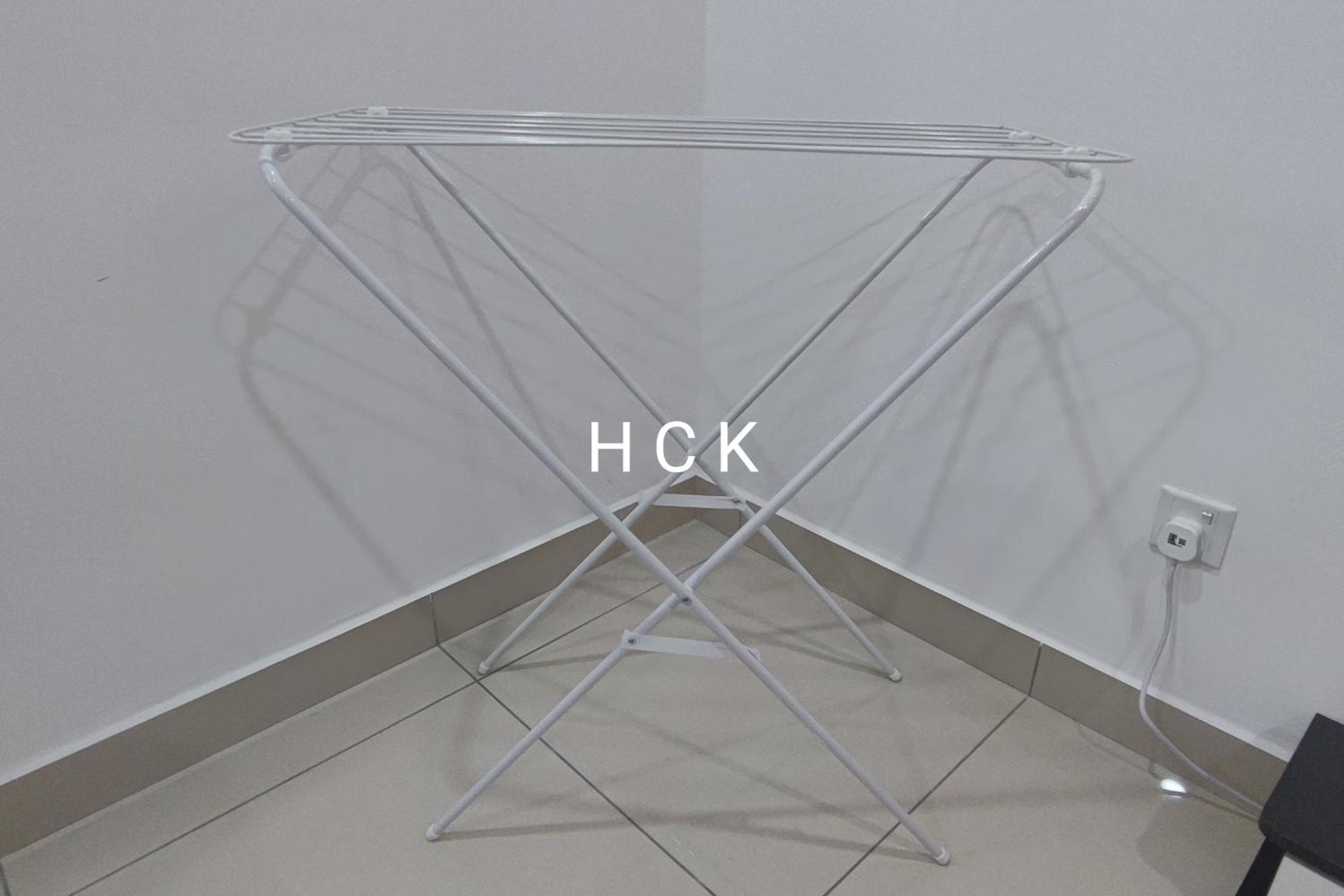 Cityview Balcony at Trion Two by HCK