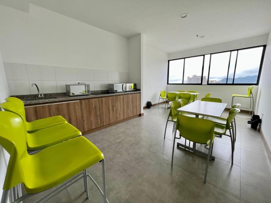 Cozy loft Avenida Santander